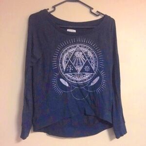 Billabong celestial long sleeve XS, moon, triangle design